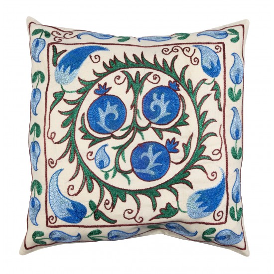 Decorative Silk Embroidered Suzani Cushion Cover from Uzbekistan Decorative Silk Embroidered Suzani Cushion Cover from Uzbekistan