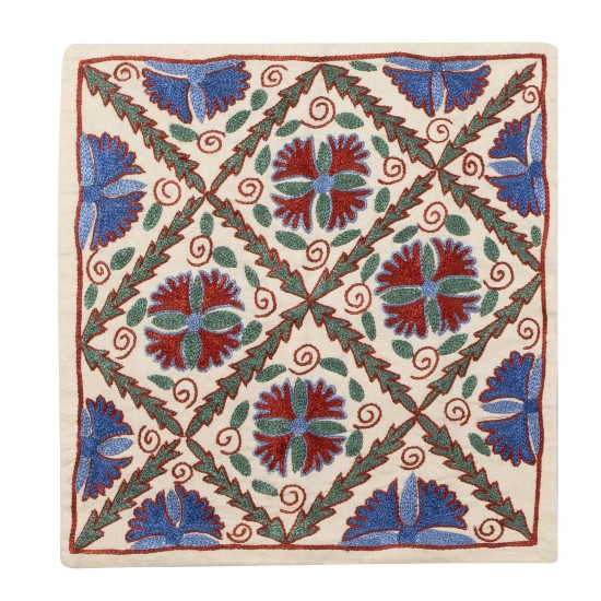 Decorative Silk Embroidered Suzani Cushion Cover from Uzbekistan Decorative Silk Embroidered Suzani Cushion Cover from Uzbekistan