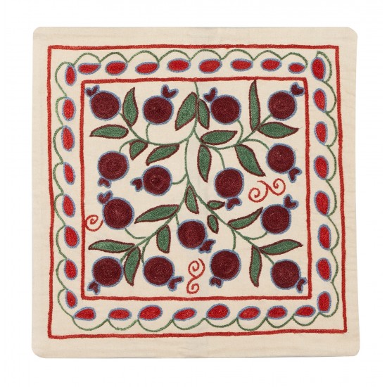Decorative Silk Embroidered Suzani Cushion Cover from Uzbekistan Decorative Silk Embroidered Suzani Cushion Cover from Uzbekistan