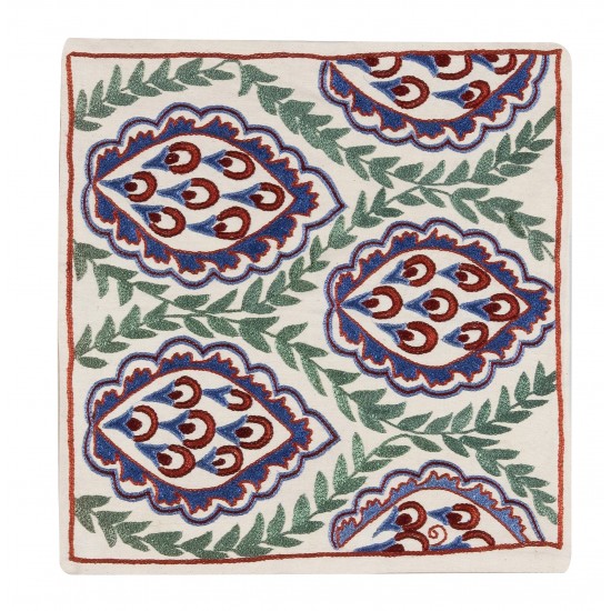 Decorative Silk Embroidered Suzani Cushion Cover from Uzbekistan Decorative Silk Embroidered Suzani Cushion Cover from Uzbekistan