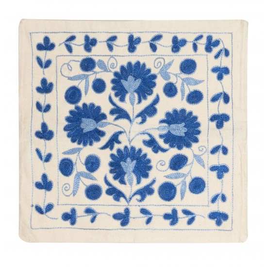 Decorative Silk Embroidered Suzani Cushion Cover from Uzbekistan Decorative Silk Embroidered Suzani Cushion Cover from Uzbekistan