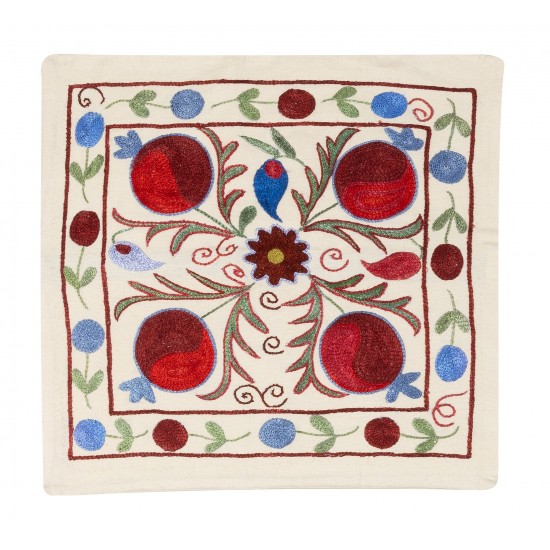 New Decorative Silk Embroidered Suzani Cushion Cover from Uzbekistan New Decorative Silk Embroidered Suzani Cushion Cover from Uzbekistan