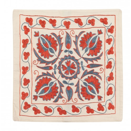 Decorative Silk Embroidered Suzani Cushion Cover from Uzbekistan Decorative Silk Embroidered Suzani Cushion Cover from Uzbekistan