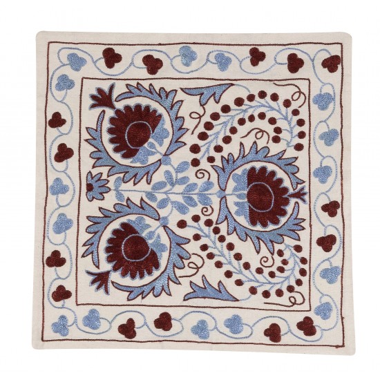 Decorative Silk Embroidered Suzani Cushion Cover from Uzbekistan Decorative Silk Embroidered Suzani Cushion Cover from Uzbekistan