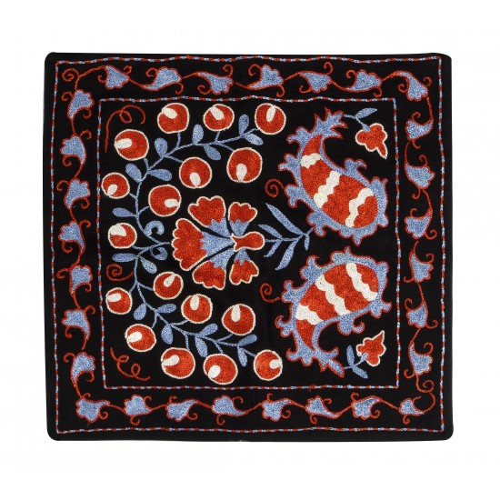 Decorative Silk Embroidered Suzani Cushion Cover from Uzbekistan Decorative Silk Embroidered Suzani Cushion Cover from Uzbekistan
