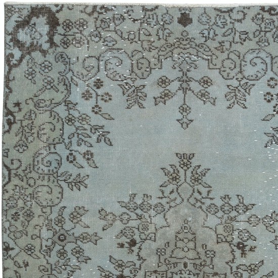 Turkish Handmade Floral Accent Rug in Sky Blue, Low Pile Carpet with Medallion Design, Great 4 Modern Interiors