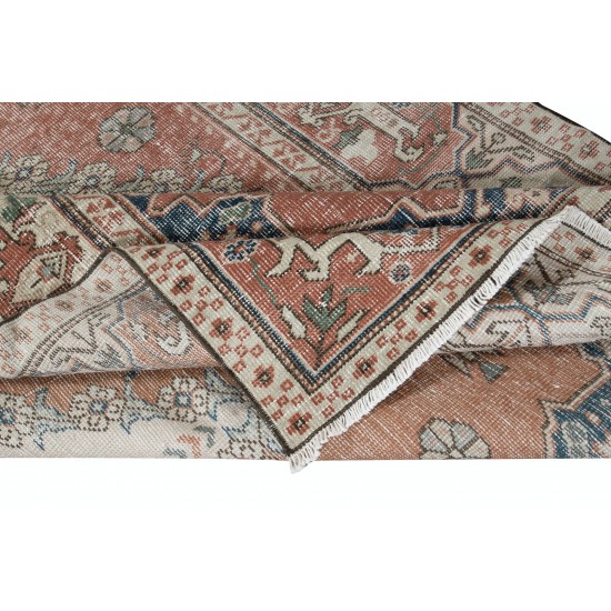 Traditional Hand Knotted Turkish Area Rug with Medallion Design
