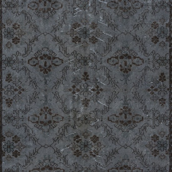 Authentic Handmade Rug, Floral Pattern Upcycled Carpet in Pure Gray, Modern Turkish Sparta Floor Covering