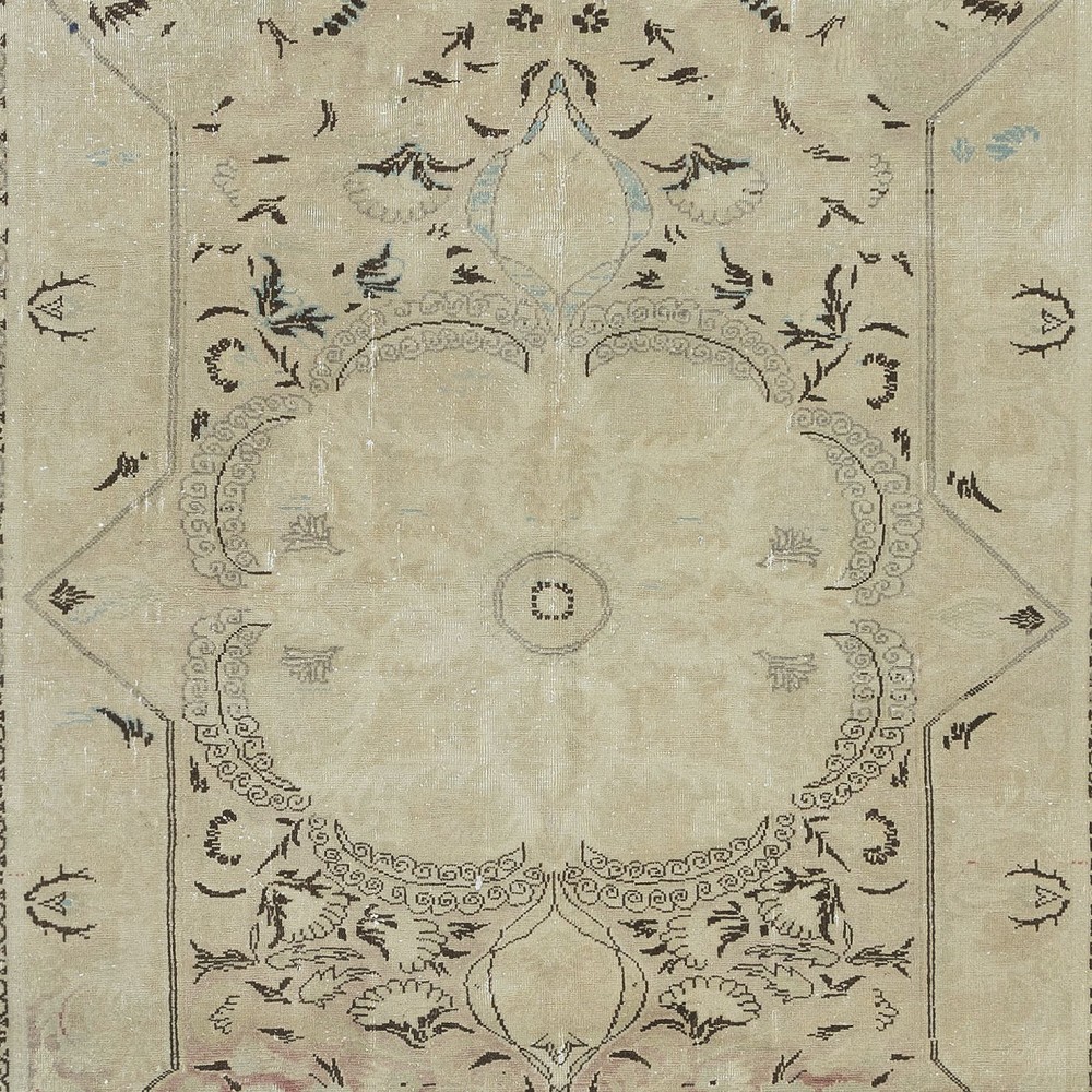 Farmhouse Decor Vintage Handmade Turkish Kayseri Area Rug in Beige Color