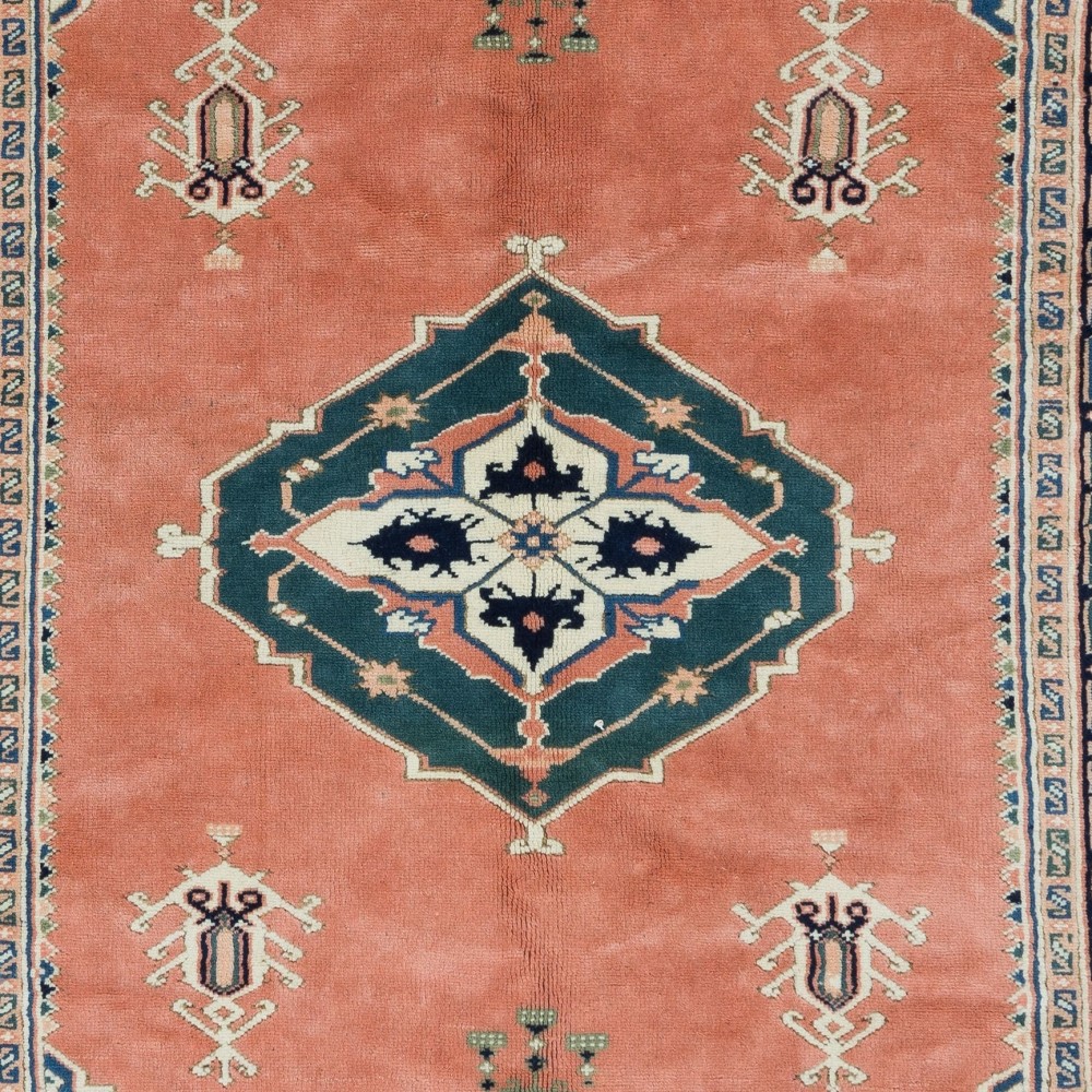 Modern Handmade Rug with Medallion, Turkish Carpet with Fringe, 100% Wool