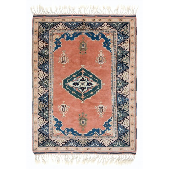 Traditional Handmade Rug with Medallion, Vintage Turkish Carpet with Fringe, 100% Wool