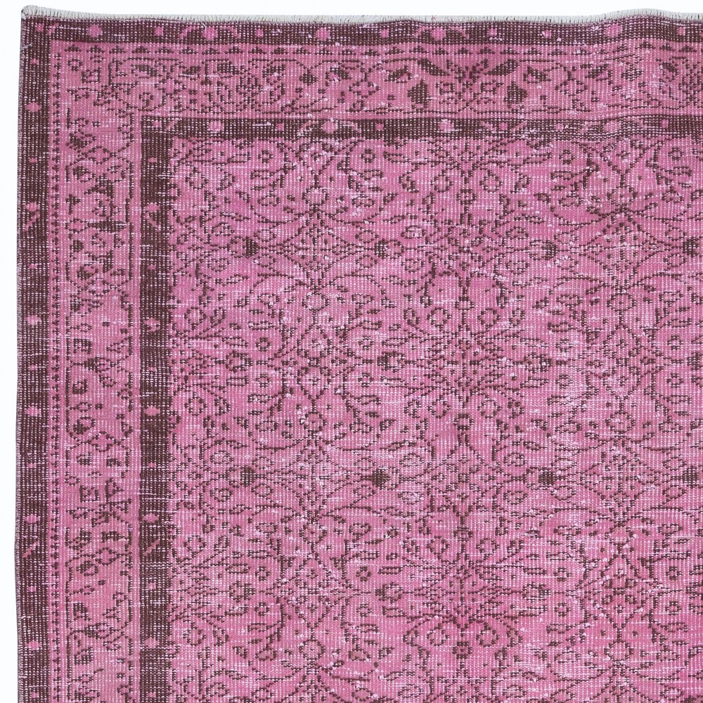 Hand-Made Turkish Area Rug in Light Pink, Modern Wool and Cotton Carpet