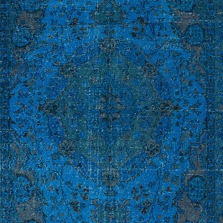 Modern Blue Area Rug made of wool and cotton, Hand-Knotted in Turkey Modern Blue Area Rug made of wool and cotton, Hand-Knotted in Turkey
