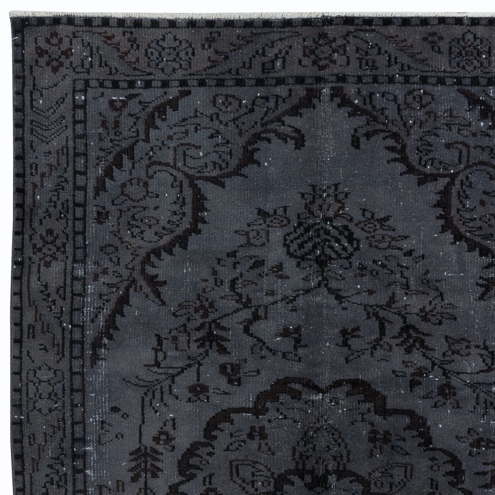 Handmade Turkish Rug in Dark Gray, Great 4 Modern Interiors