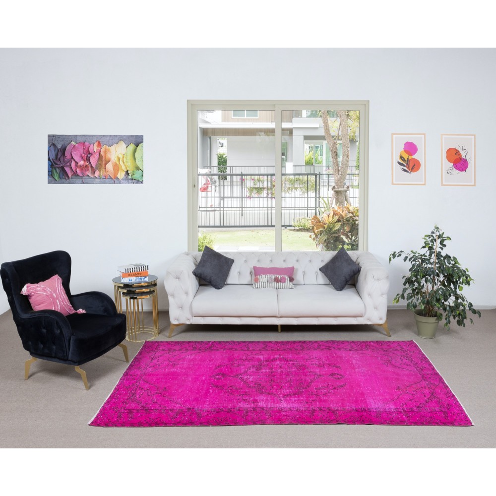 Contemporary Wool Area Rug in Pink, Handknotted in Turkey
