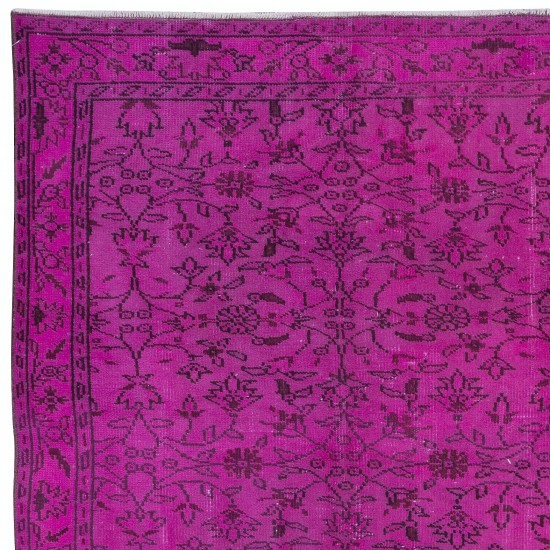 Modern Floral Pattern Rug in Pink, Handwoven and Handknotted in Turkey