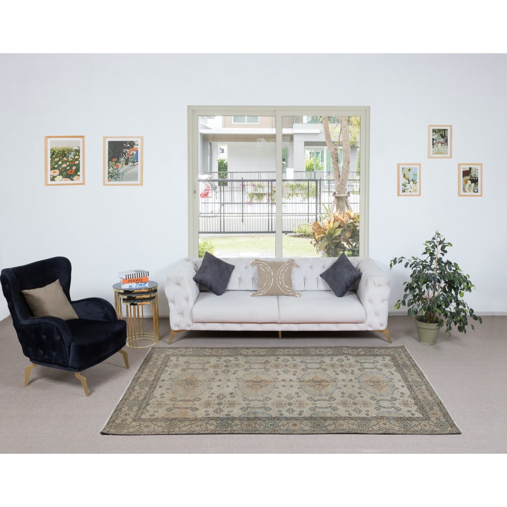 Vintage Handmade Anatolian Oushak Rug in Beige for Country Homes