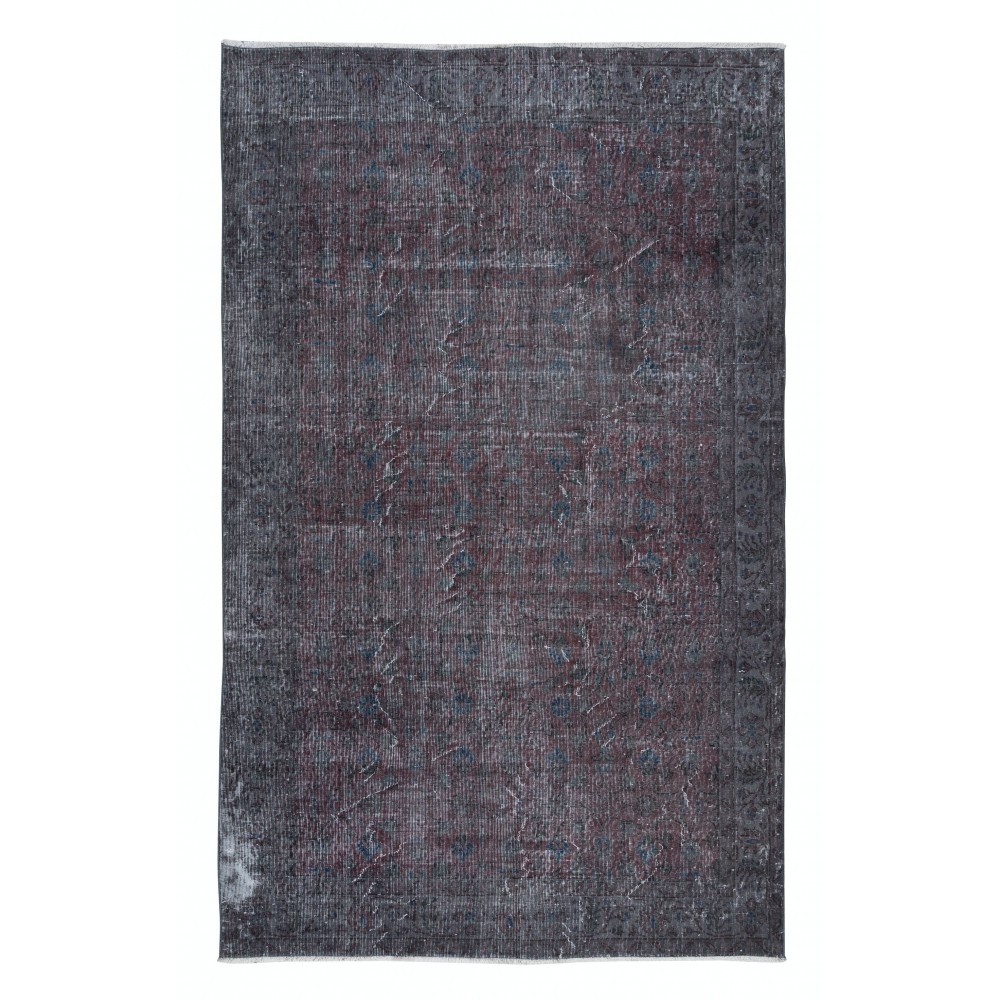 Distressed Handmade Area Rug in Gray & Faded Red, Ideal for Contemporary Interiors