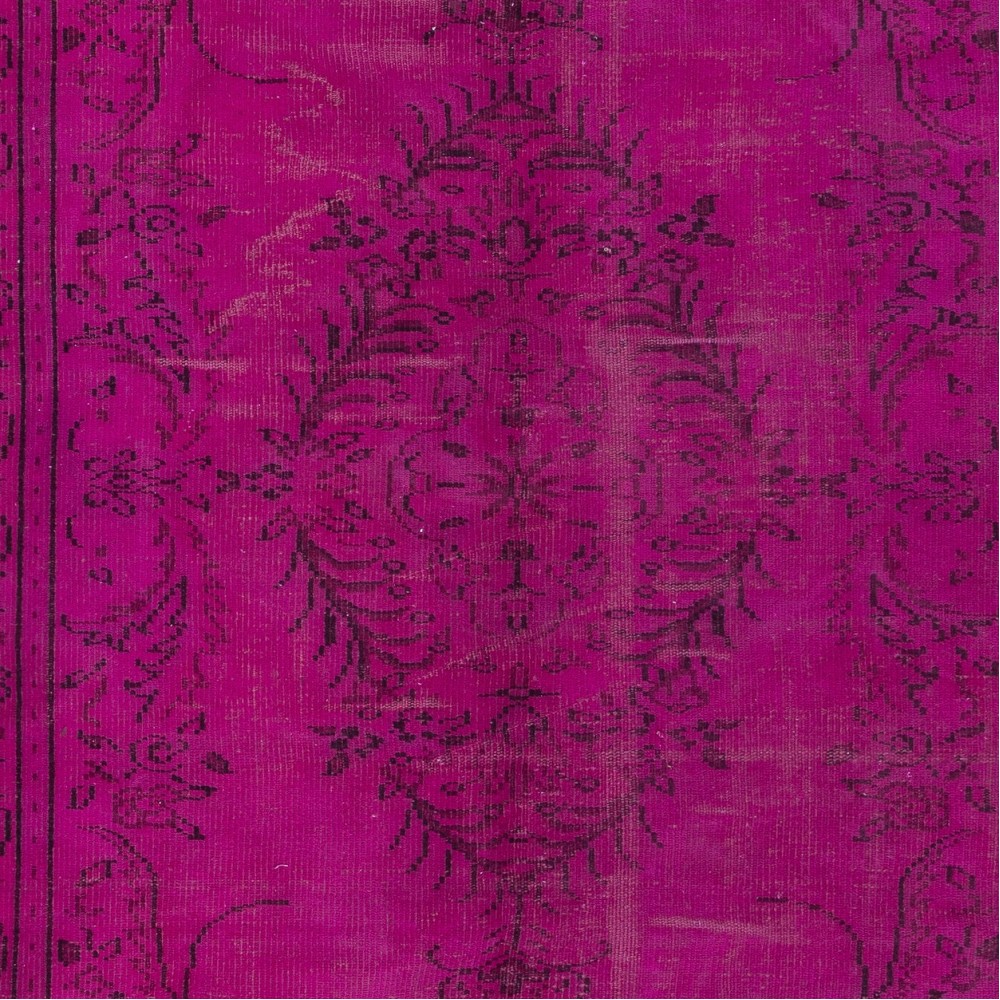 Modern & Contemporary Rug in Pink, Handmade Turkish Wool Carpet
