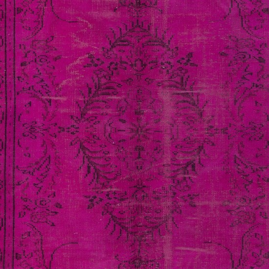 Modern & Contemporary Rug in Pink, Handmade Turkish Wool Carpet