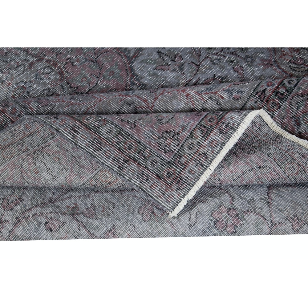 Modern Handmade Wool Area Rug in Gray & Soft Red, Turkish Low Pile Carpet for Home & Office