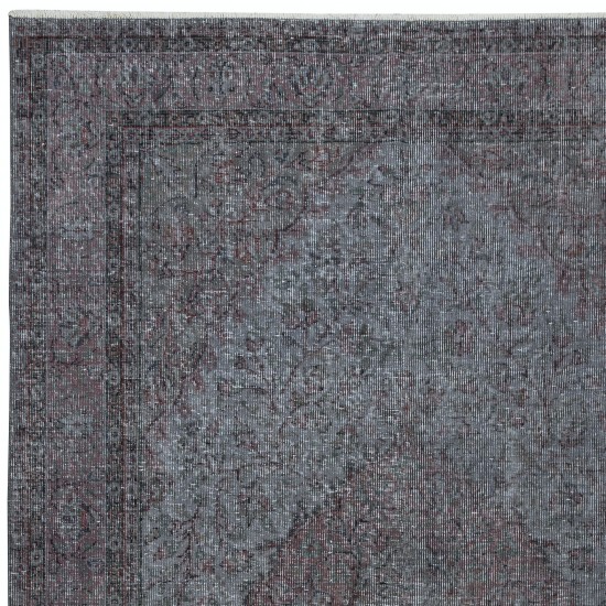 Modern Handmade Wool Area Rug in Gray & Soft Red, Turkish Low Pile Carpet for Home & Office