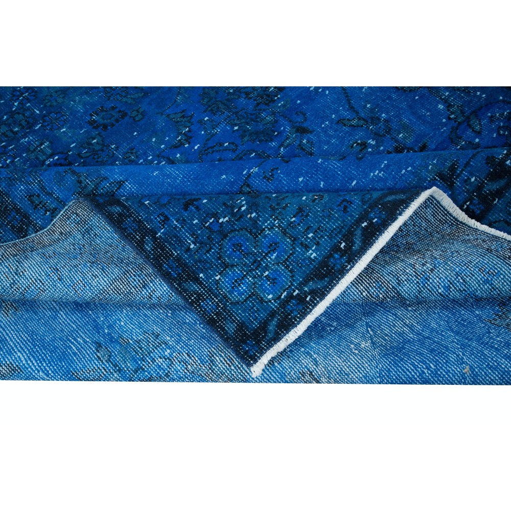 Egyptian Blue Modern area rug with Medallion Design, Handwoven and Handknotted in Turkey