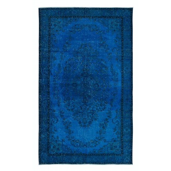 Egyptian Blue Modern area rug with Medallion Design, Handwoven and Handknotted in Isparta, Turkey