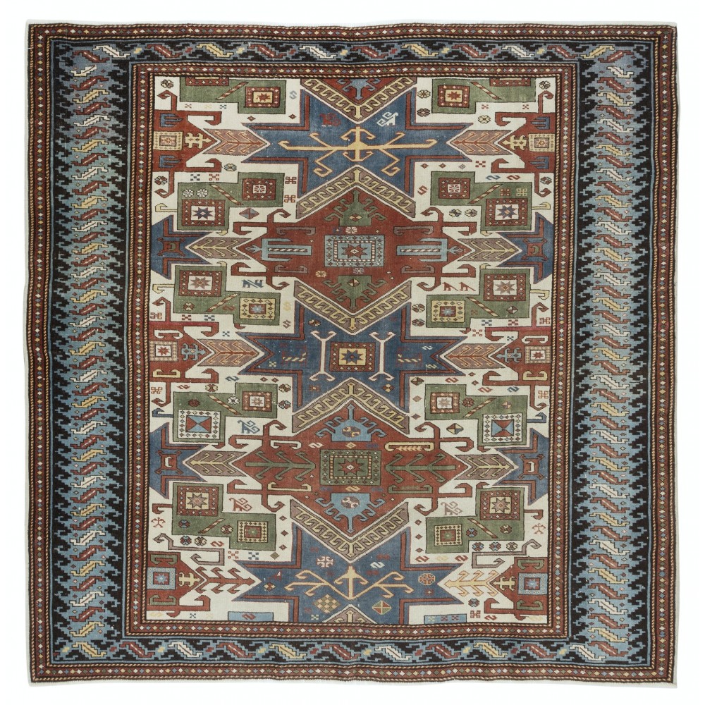 Vintage Caucasia Kazak Replika Star Kazak Rug. 100% Wool