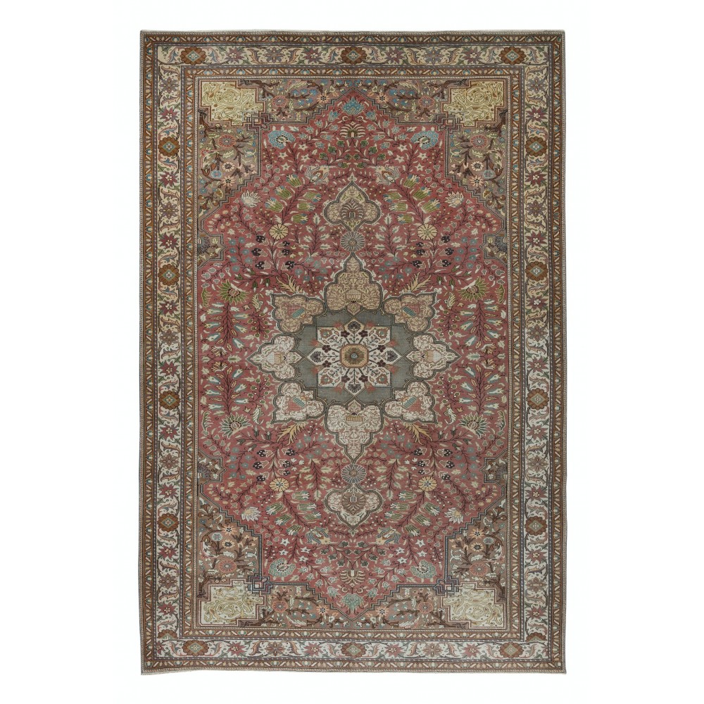Exceptional Oriental Rug, All Wool, Handmade Turkish Carpet with Medallion Design
