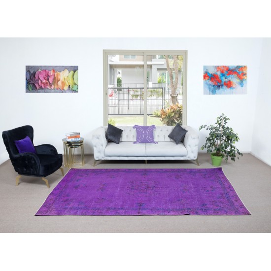 Contemporary Wool Area Rug in Purple, Hand-Knotted in Turkey
