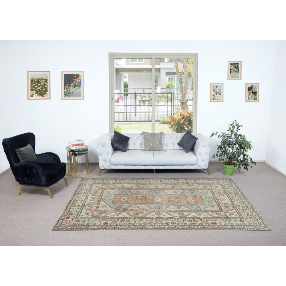 Vintage Milas (Melas) Rug. 100% Wool. Handmade Turkish Carpet for Farmhouse & Rustic Decor
