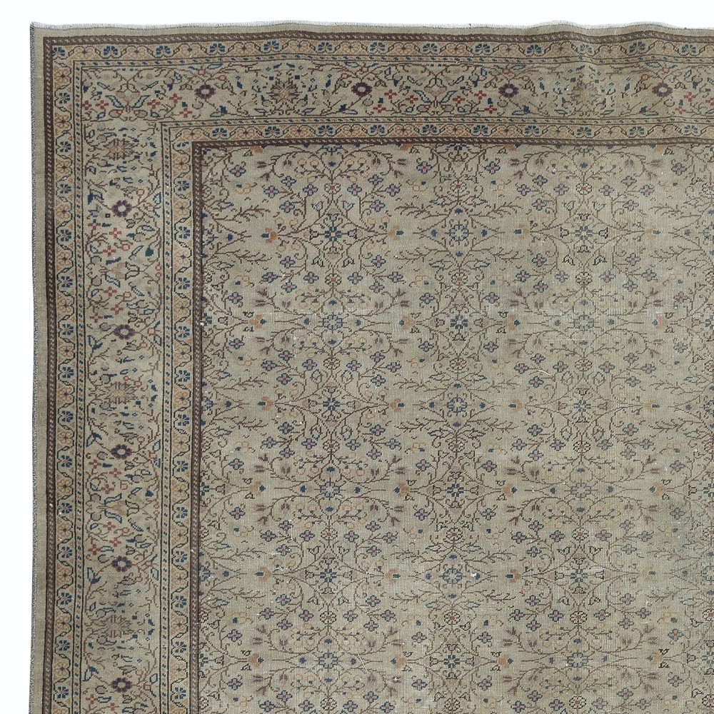 Fine Vintage Turkish Kysari - Kayseri Rug in neutral colors, Ca 1960