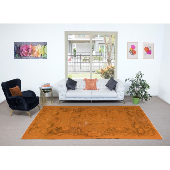One-of-a-kind Vintage Rug in Orange, Handwoven and Handknotted in Turkey