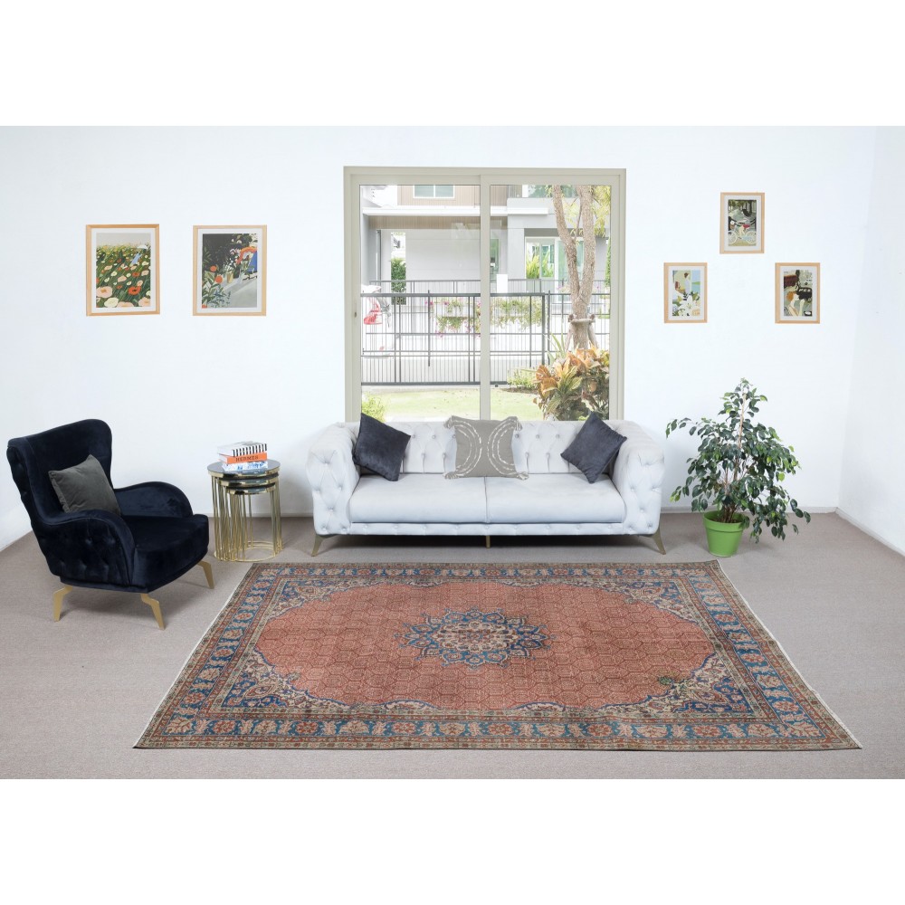 One of a Kind Hand Knotted Vintage Area Rug, Traditional Turkish Carpet
