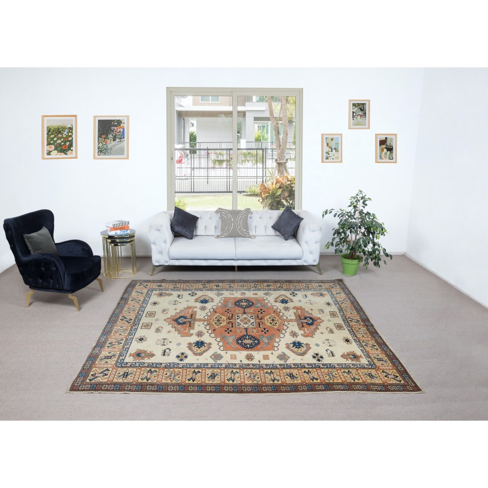Vintage Turkish Rug, Handmade Carpet with Medallion, 100% Wool
