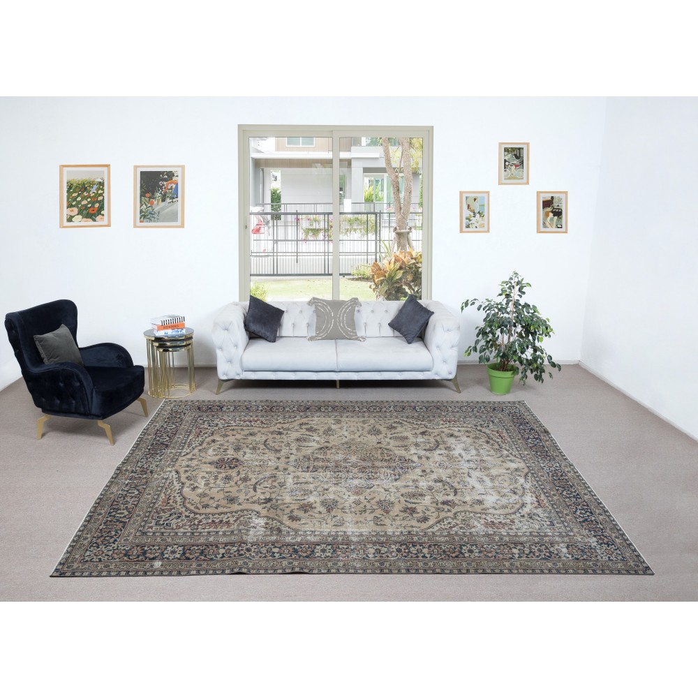 Vintage Handmade Anatolian Oushak Large Area Rug in Beige. Rustic & Farmhouse Decor Carpet