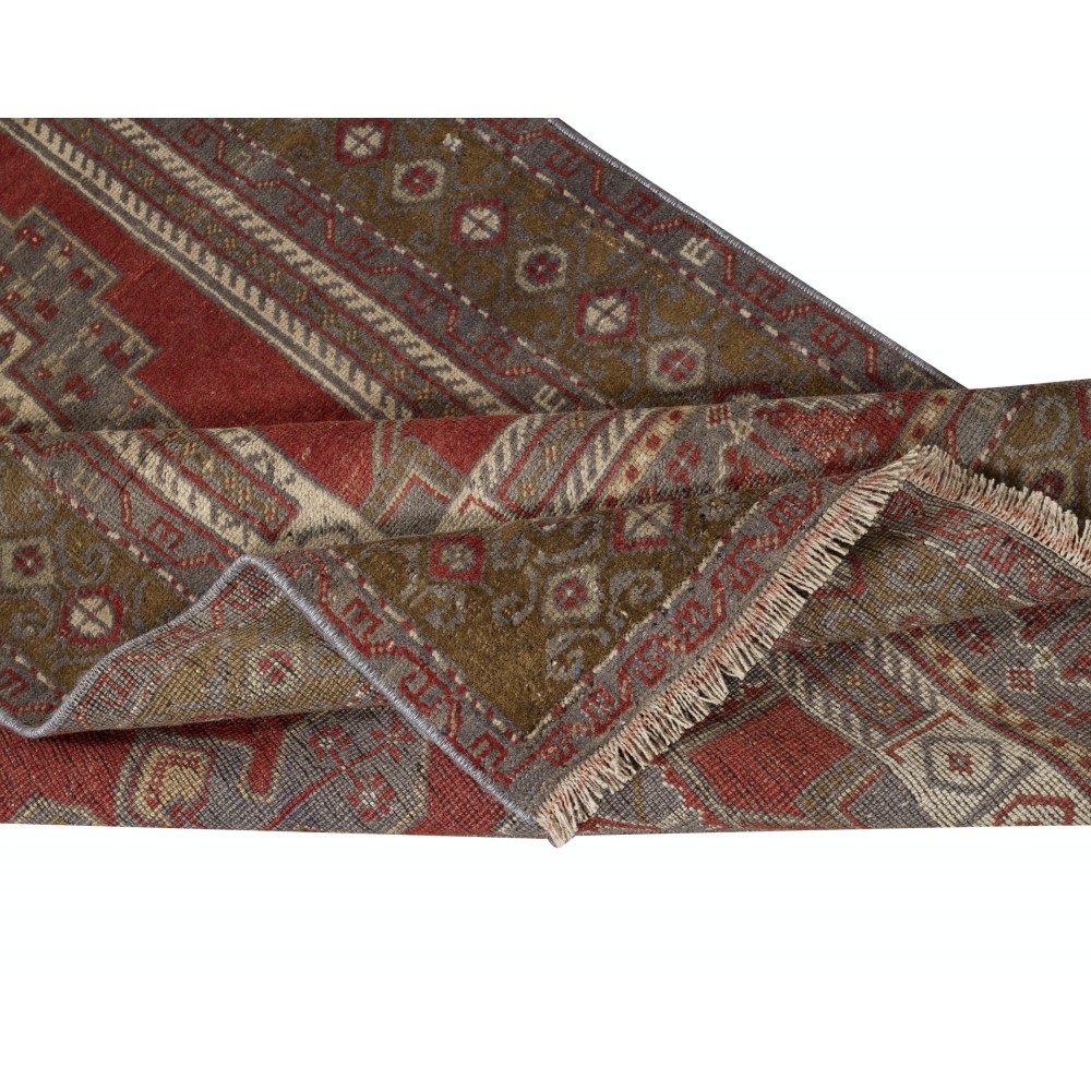 Vintage Turkish Oriental Rug. Ca 1960. One of a kind Handmade Tribal Rug. 100% Wool