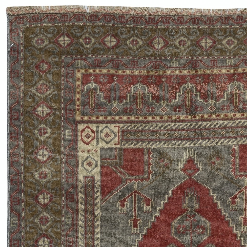 Vintage Turkish Oriental Rug. Ca 1960. One of a kind Handmade Tribal Rug. 100% Wool