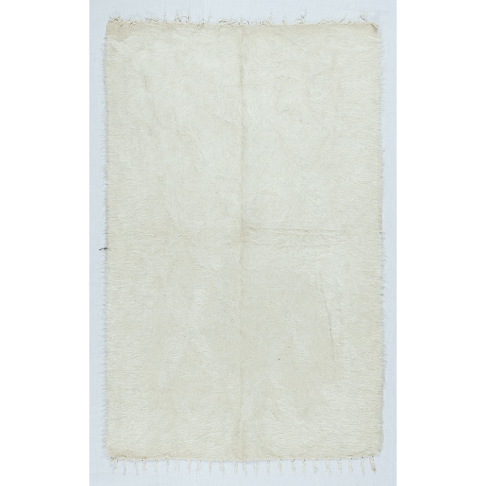 Flat-weave Kilim Rug made of goat's wool, Plain Cream Bed Cover, New Blanket, Wall Hanging