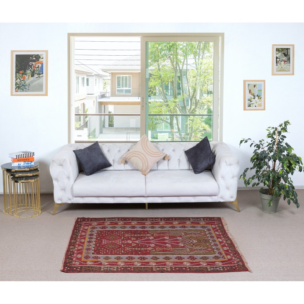 Hand-Woven Turkish Kilim. 100% Wool. Vintage Flat-Weave Rug