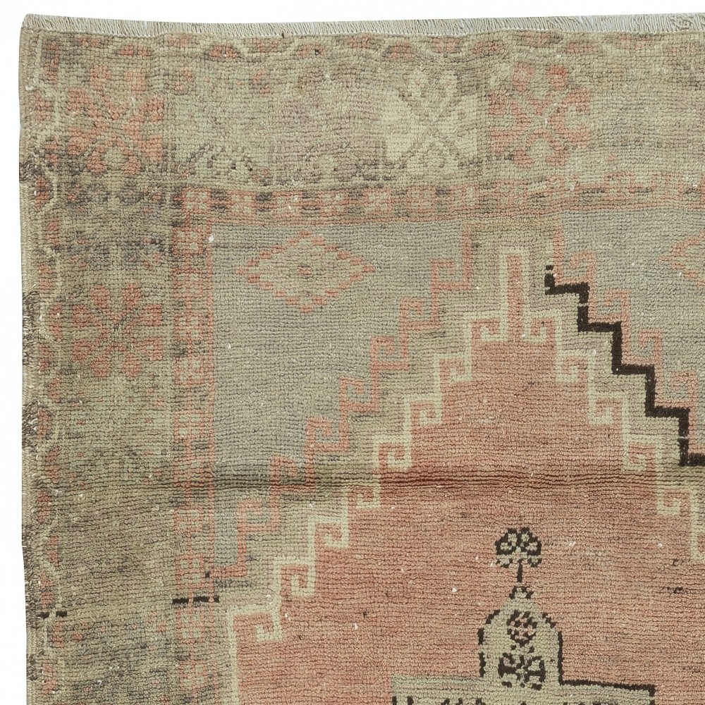Vintage Turkish Oriental Rug. Ca 1960. One of a kind Handmade Village Rug. 100% Wool