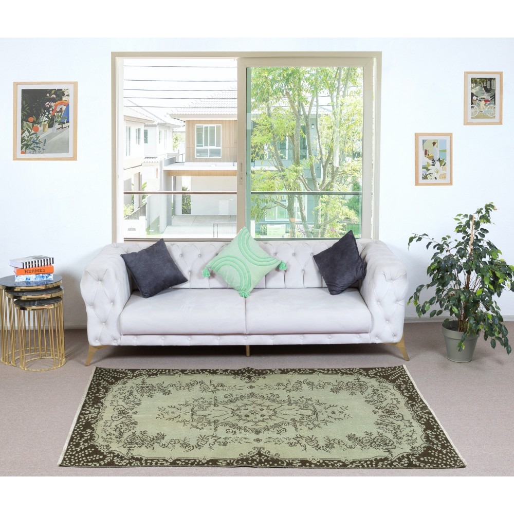 Handmade Low Pile Accent Rug. Light Green Color Hand Knotted Turkish Rug