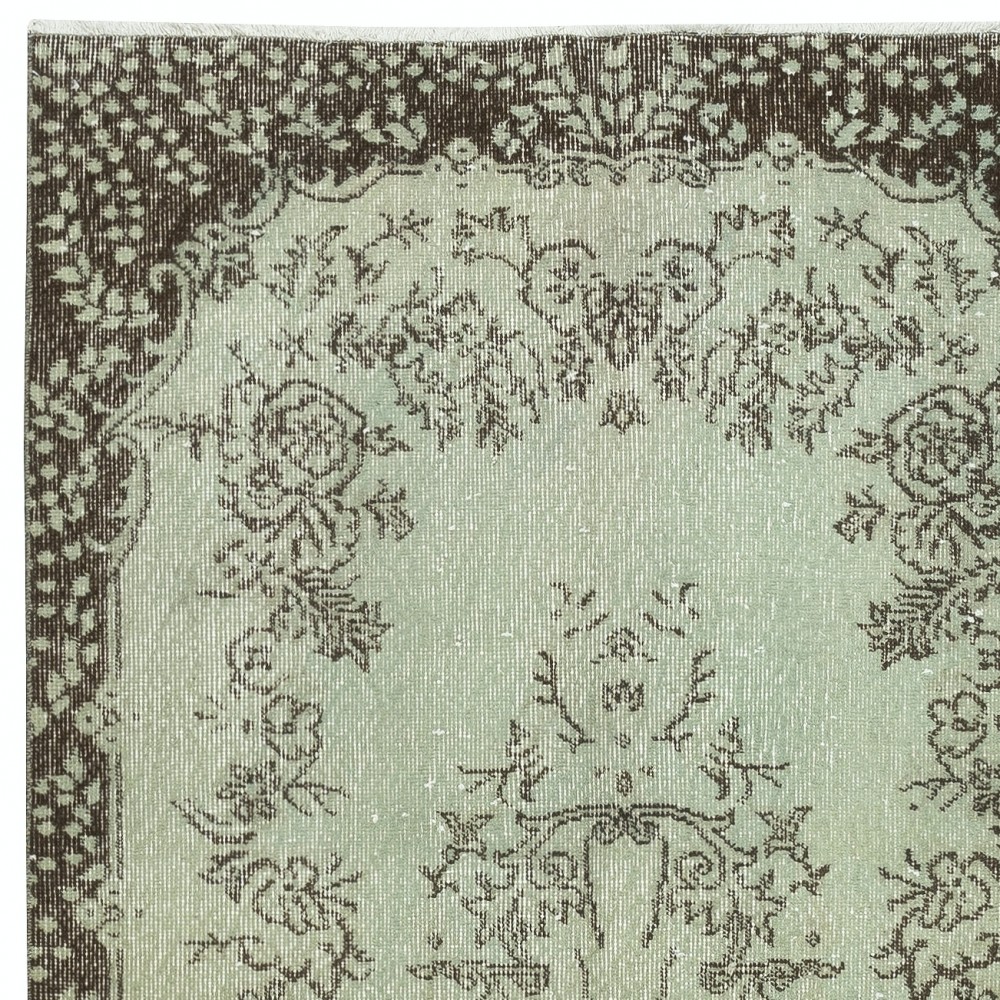 Handmade Low Pile Accent Rug. Light Green Color Hand Knotted Turkish Rug