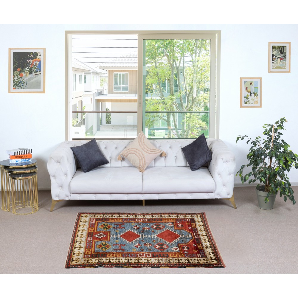 Reproduction of an antique Caucasian Bordjalo Kazak Prayer Rug. 100% Wool. Natural Dyes.