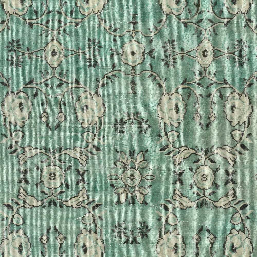 Green Color Handmade Turkish Accent Rug with Flower Design. Woolen Floor Covering