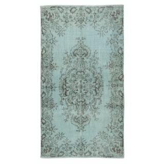 Light Blue Accent Rug with Medallion Design. Hand-Knotted in Turkey