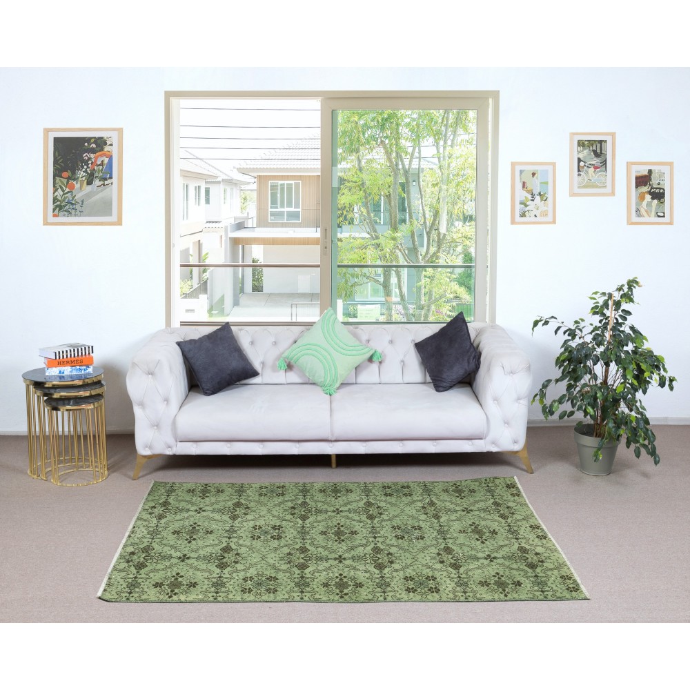 Modern Floral Patterned Area Rug in Green. Hand-Knotted in Turkey