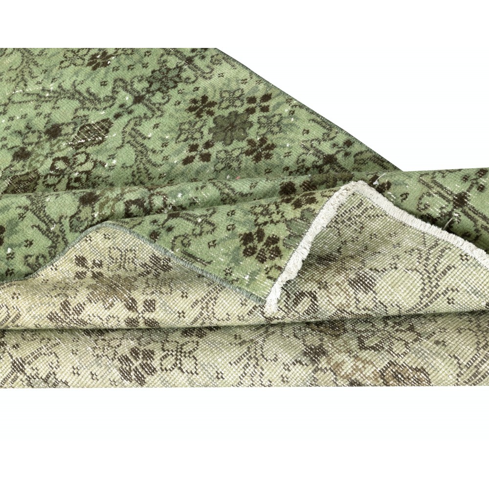 Modern Floral Patterned Area Rug in Green. Hand-Knotted in Turkey