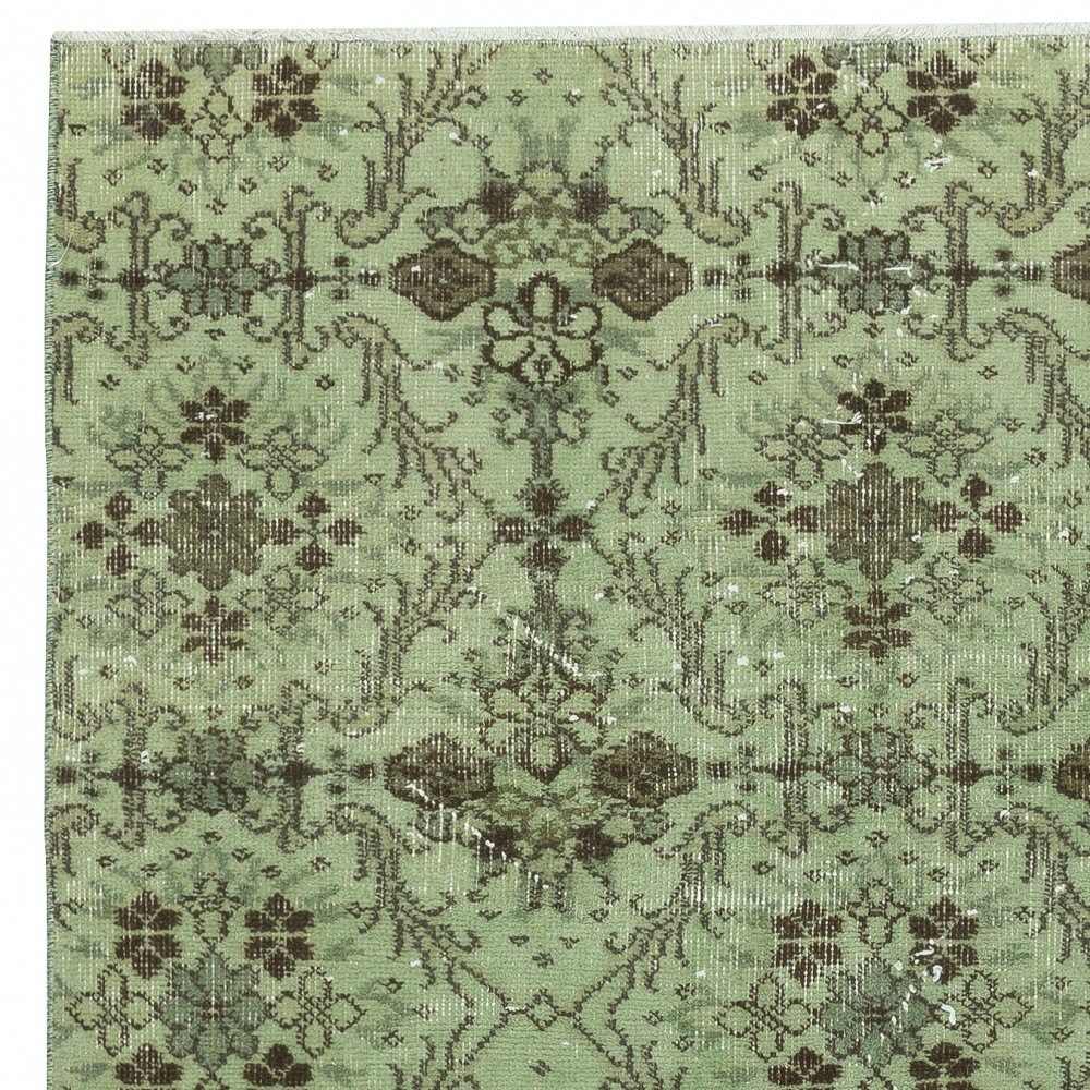 Modern Floral Patterned Area Rug in Green. Hand-Knotted in Turkey